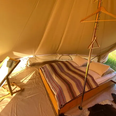 Waldquartier Naschgarten Zelt Luxe tent *