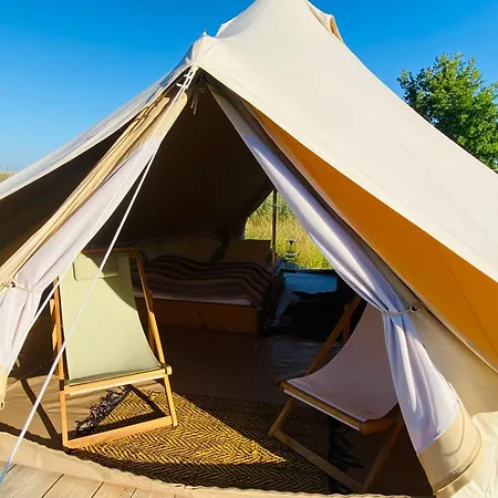 Waldquartier Naschgarten Zelt Luxury tent *