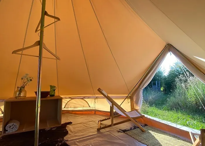 Waldquartier Naschgarten Zelt *