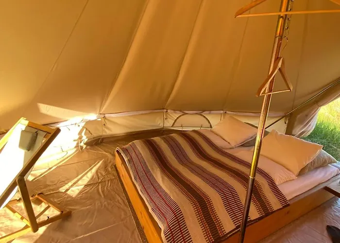 Waldquartier Naschgarten Zelt Luxuszelt *