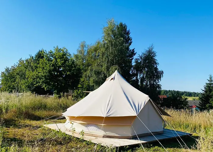 Waldquartier Naschgarten Zelt *